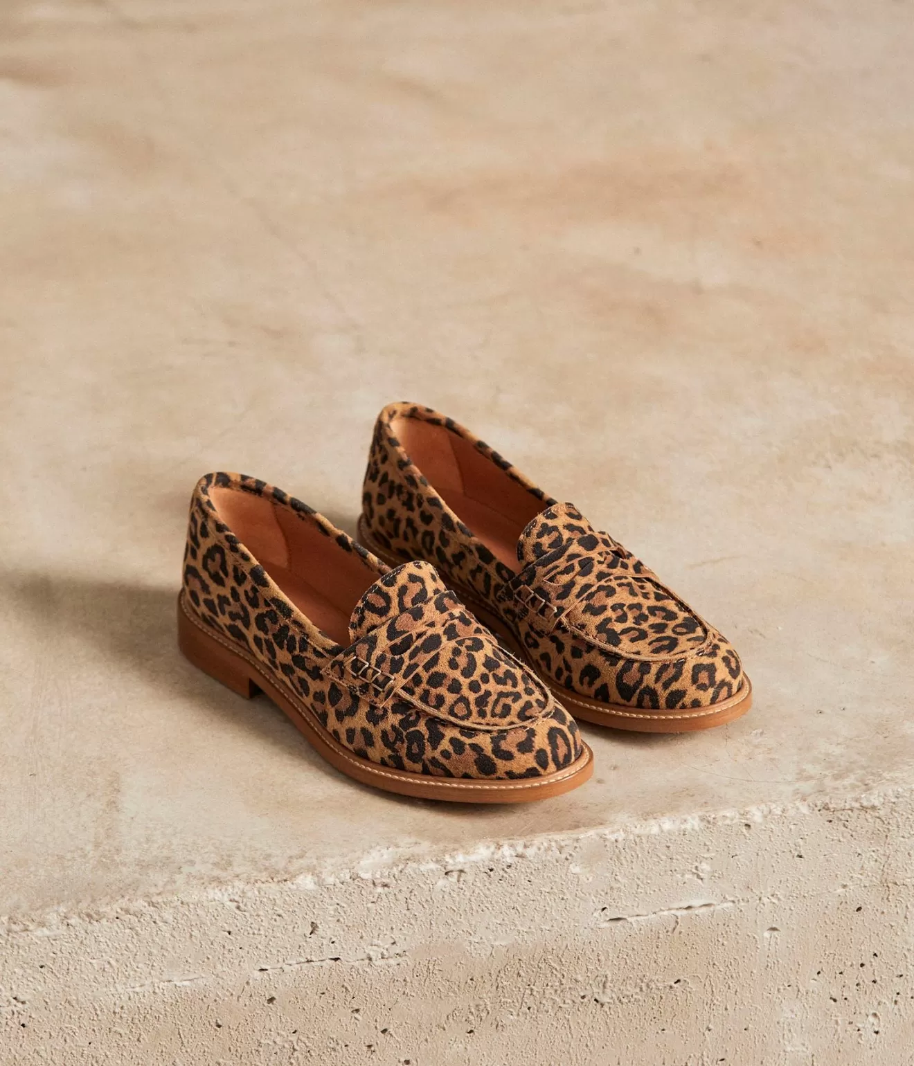 Mellow Yellow Derbies& Mocassins^Mocassins Motif Leopard Angella